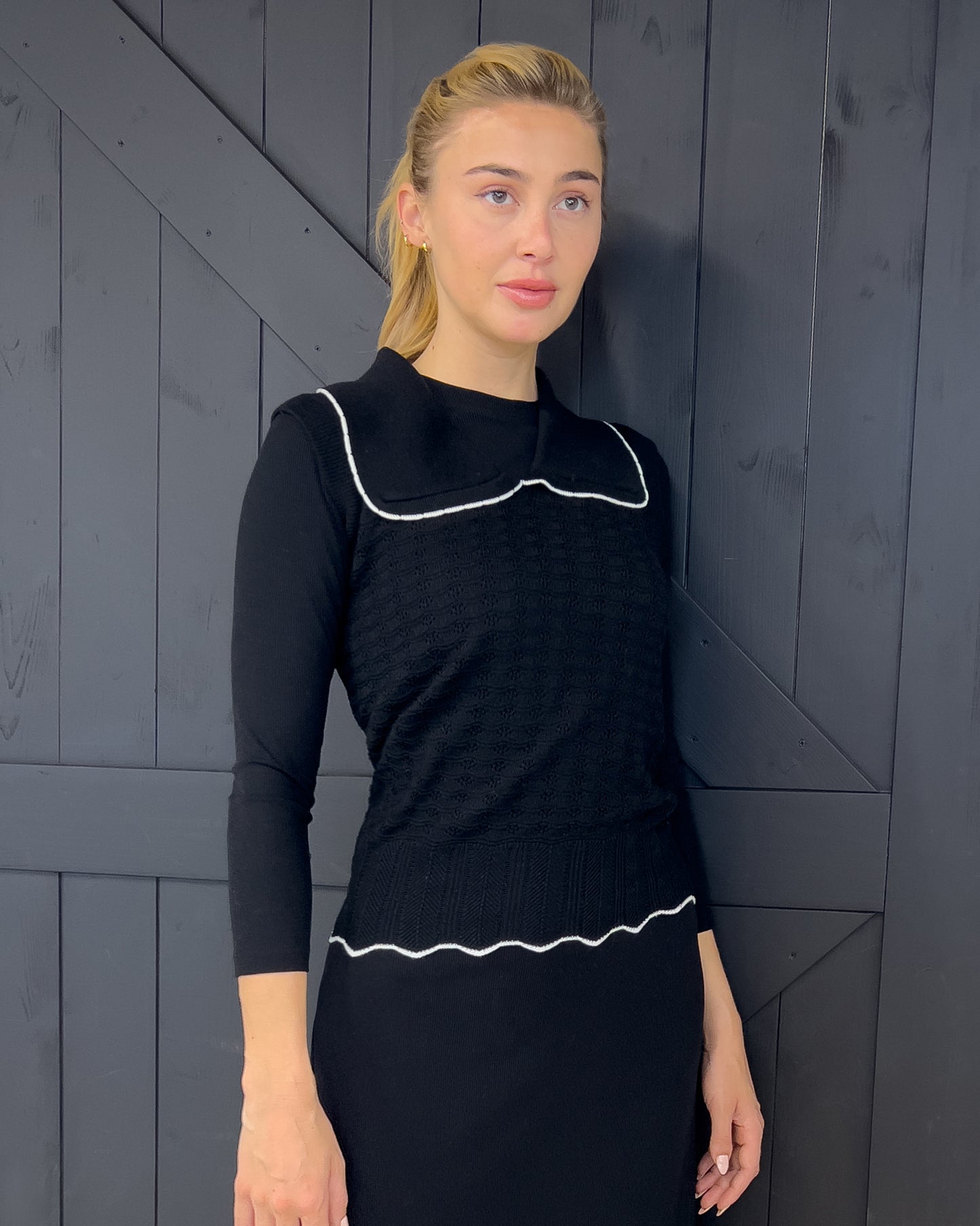 Collar Vest